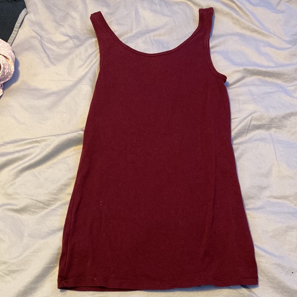 A medium Maroon a.new day tank top. - Picture 4 of 4